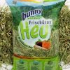 Frisk græs hø fra Bunny Nature, ideelt til gnavere og mindre kæledyr, fyldt med naturlige ingredienser og vitaminer for optimal sundhed.