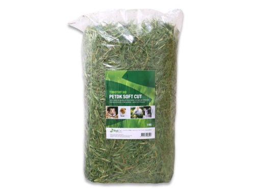 Timothy hø fra PETDK Soft Cut, 1 kg, ideelt til gnavere og mindre kæledyr. Kvalitetsfoder, der fremmer sundhed og trivsel.