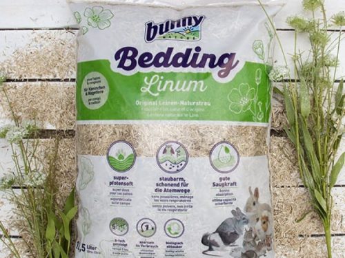 Bunny Bedding Linum er et naturligt og støvfrit strø til gnavere og mindre kæledyr. Det er lavet af hør og tilbyder god sugeevne samt en blød overflade, der er skånsom mod dyrenes luftveje. Ideelt til kaniner og marsvin for optimal komfort og hygiejne.