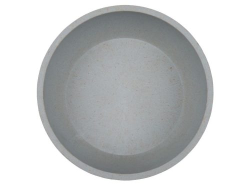 Skål til gnavere i lys grå farve, ideel til foder eller vand. Fremstillet af holdbart materiale, perfekt til mindre kæledyr som hamster og mus.