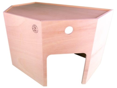 Hexagonalt træhus til gnavere, ideelt til leg og skjul, fremstillet af holdbart materiale. Perfekt til hamstere, mus og andre små kæledyr.