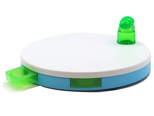 Rundt aktivitetslegetøj til gnavere med farverigt design, perfekt til leg og stimulation af mindre kæledyr. Ideelt til hamstere og mus, leveres med ekstra rør og aktivitetsfunktioner.