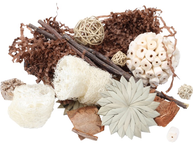 Naturlige gnaverlegetøj og tilbehør i forskellige former og materialer, ideelt til små kæledyr som hamstere og mus. Perfekt til at stimulere leg og aktivitet i burmiljøet.